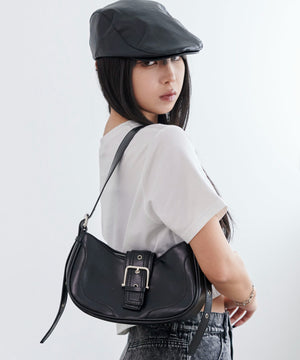 ホワイト モデル：160cm F着用