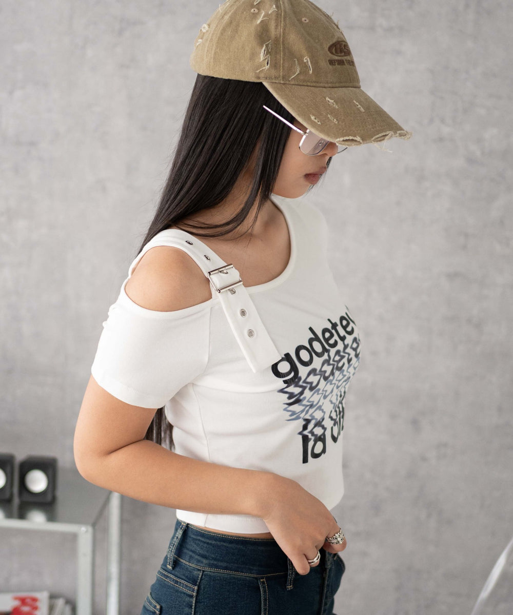 ホワイト モデル：160cm F着用