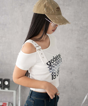 ホワイト モデル：160cm F着用