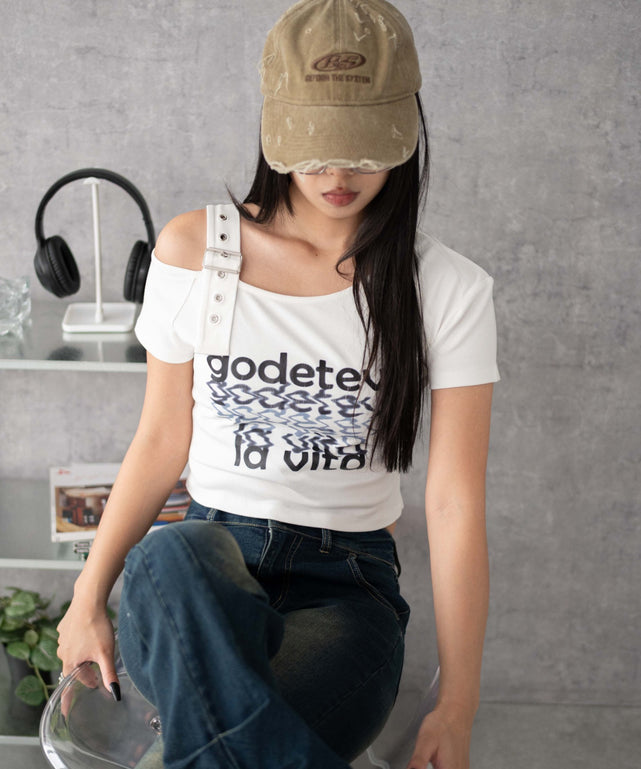 ホワイト モデル：160cm F着用