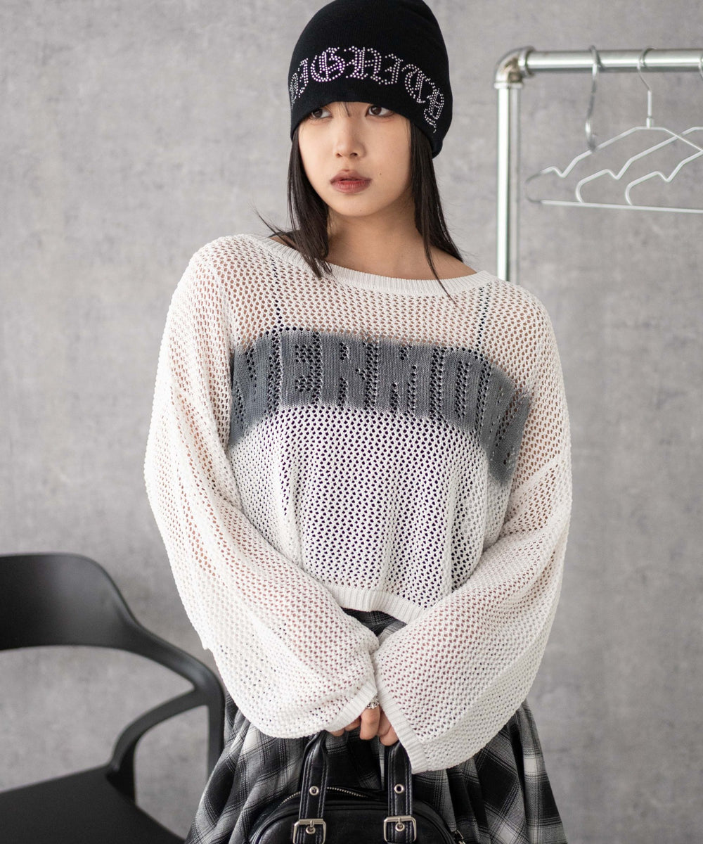 ホワイト モデル：160cm F着用