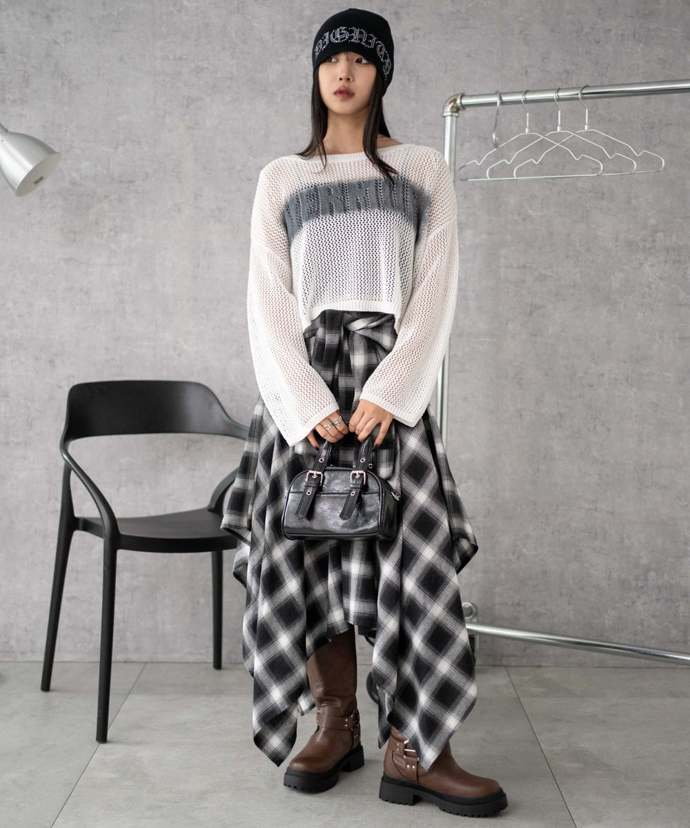 ホワイト モデル：160cm F着用