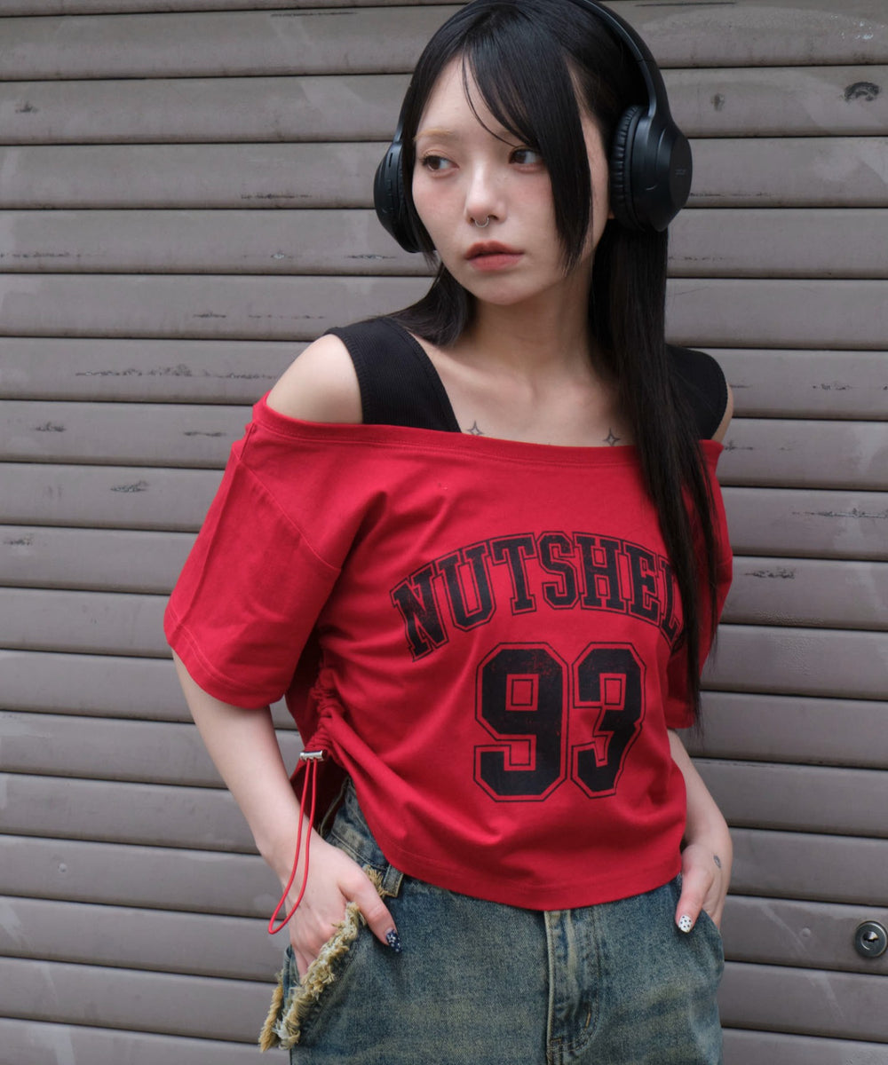 レッド モデル：159cm F着用