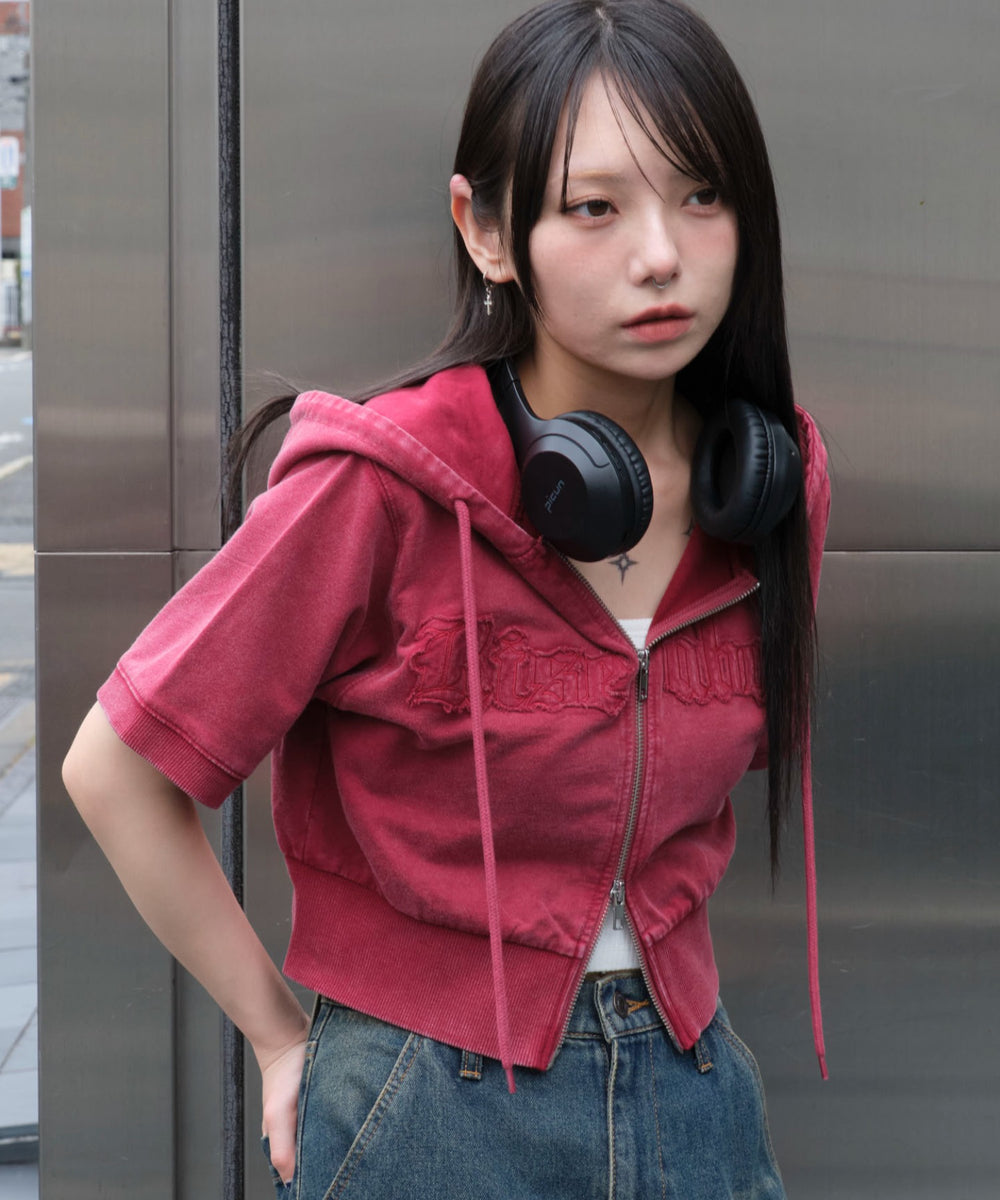 レッド モデル：159cm F着用