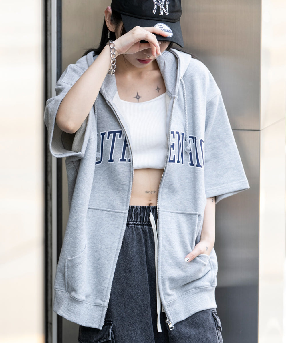 杢グレー モデル：159cm L着用