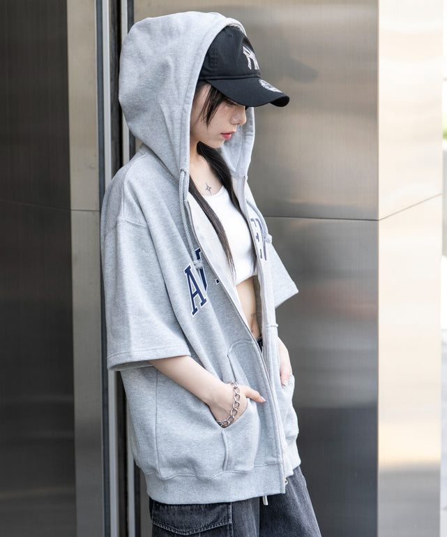 杢グレー モデル：159cm L着用