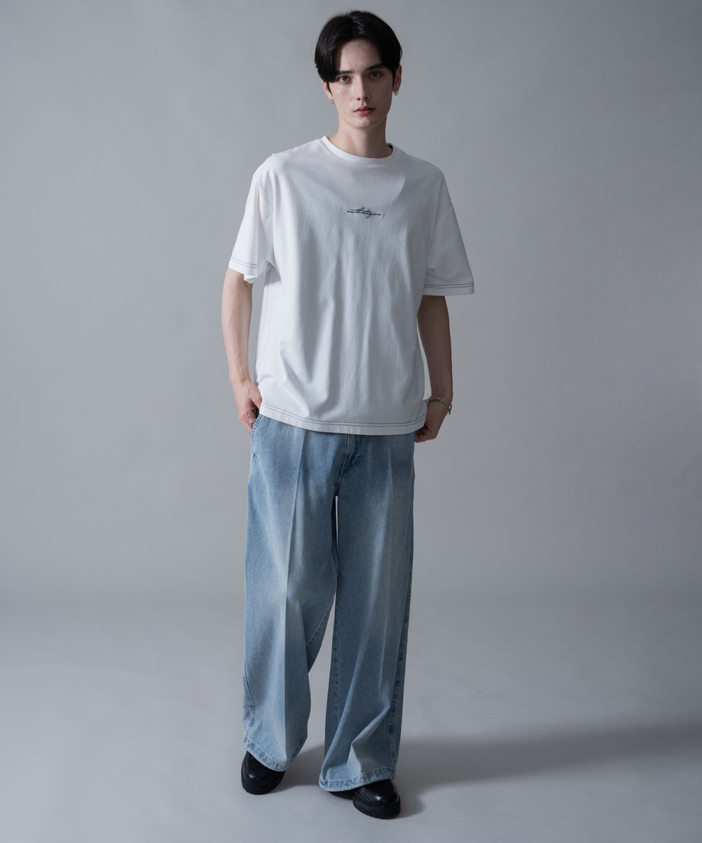 デニム淡加工　モデル：180㎝　L着用