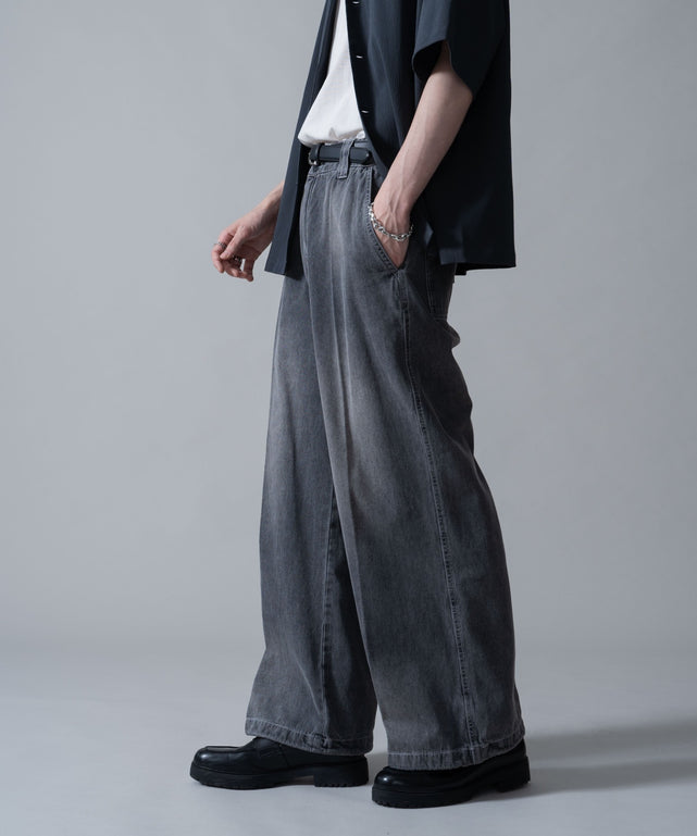 デニムブラック　モデル：180㎝　L着用