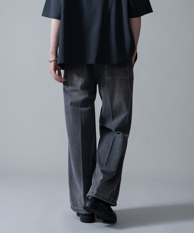 デニムブラック　モデル：180㎝　L着用