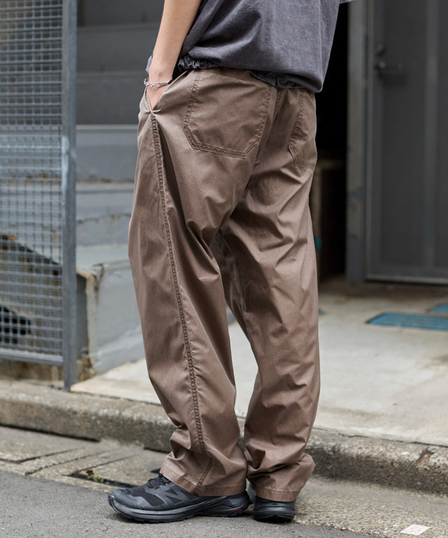 ブラウンソノタ モデル：178cm L着用