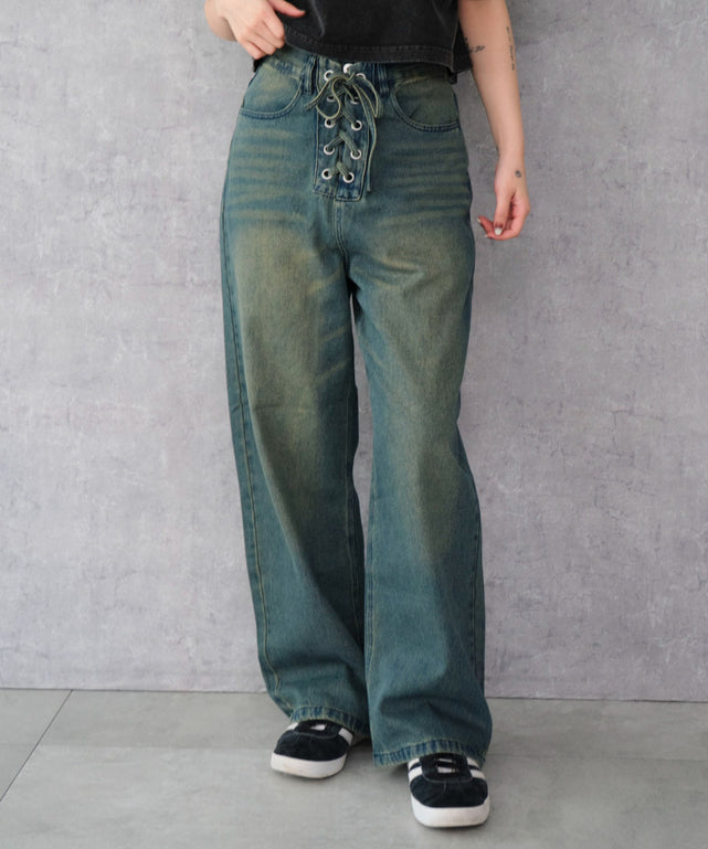 デニム中濃加工 モデル：159cm M着用