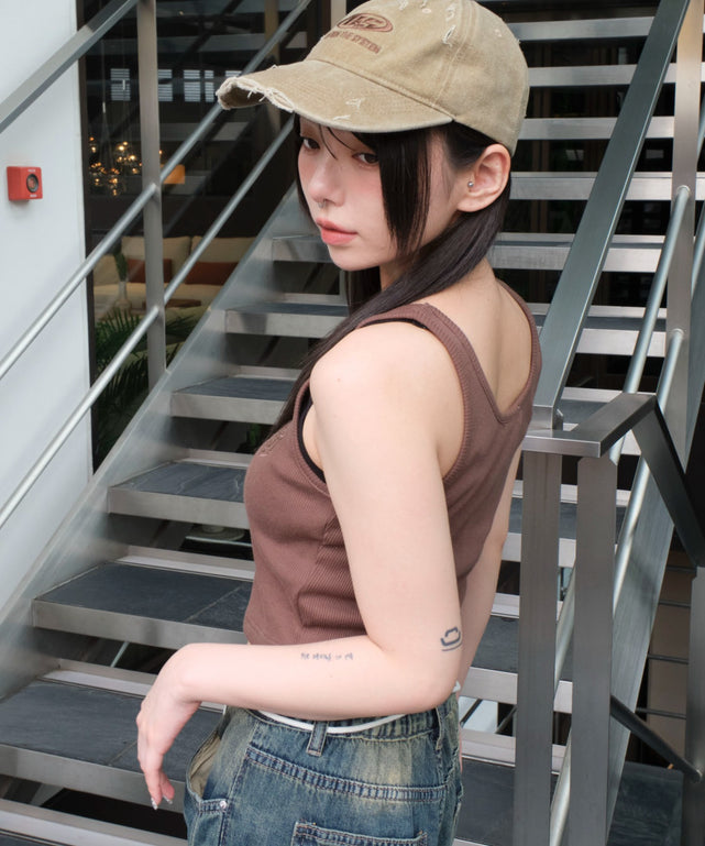 ブラウン モデル：159cm F着用