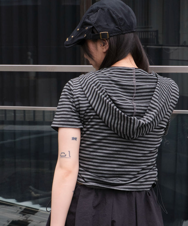 グレーボーダー モデル：159cm F着用