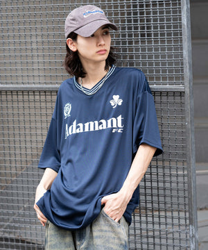 ネイビー　モデル：175cm L着用