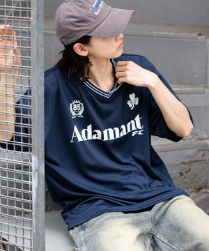 ネイビー　モデル：175cm L着用