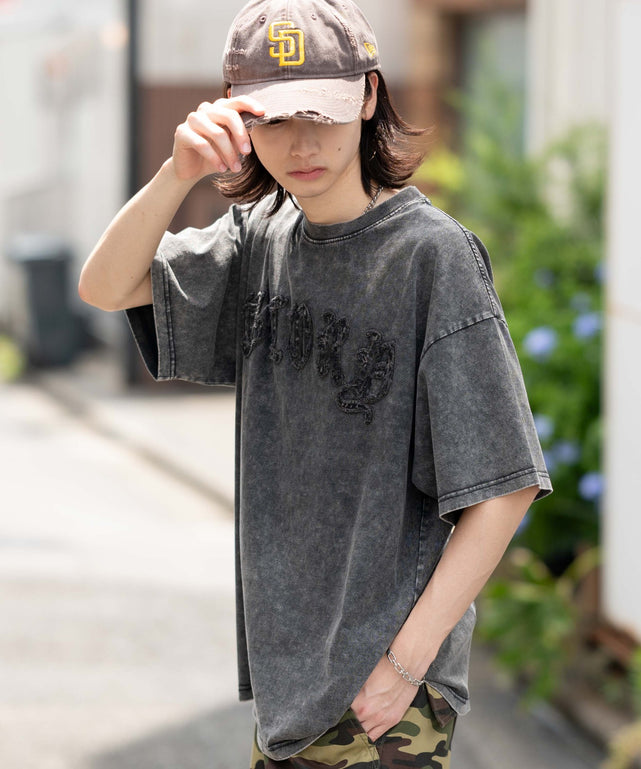 ブラック モデル：175cm L着用