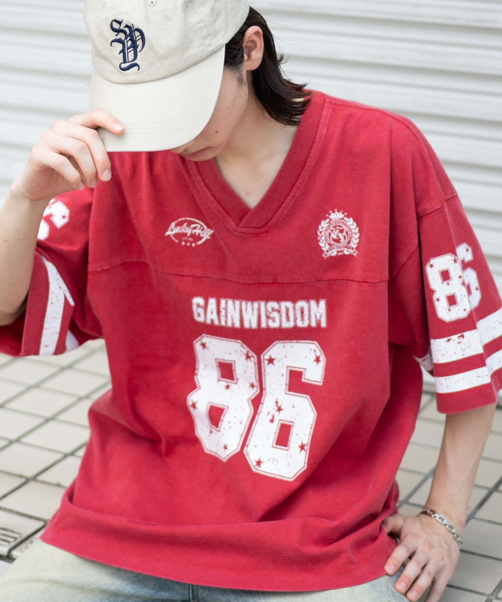 レッド モデル：175cm L着用