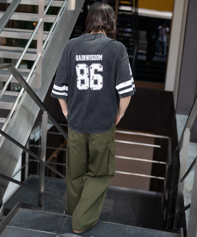 ブラック モデル：175cm L着用