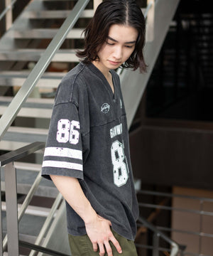 ブラック モデル：175cm L着用