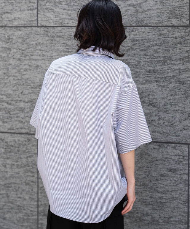 ブラックストライプ モデル：175cm L着用