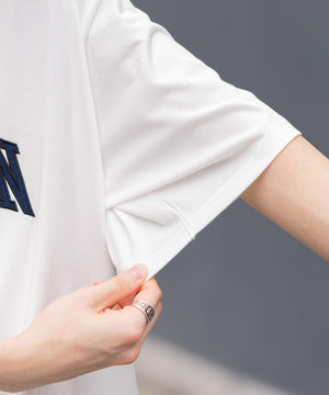 接触冷感カレッジロゴグラフィックT（SS）