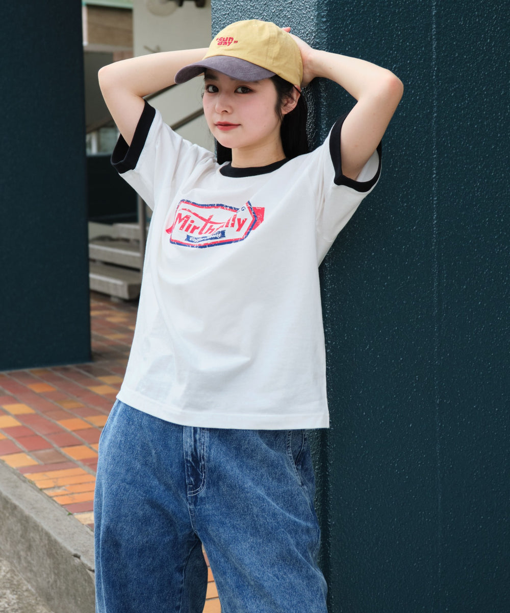 ホワイト モデル：160cm M着用