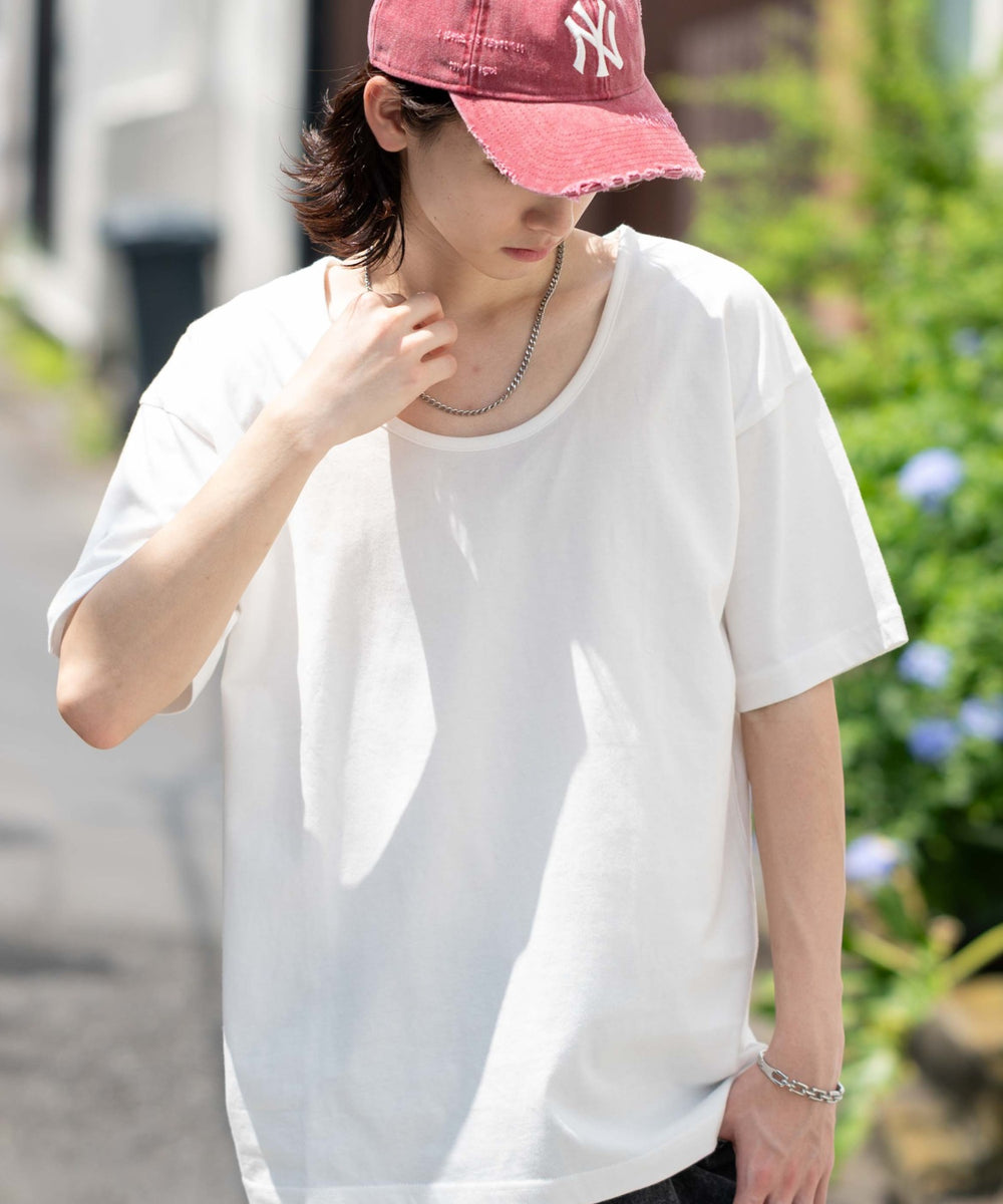 ホワイト モデル：175cm L着用