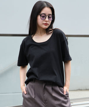 ブラック モデル：160cm M着用