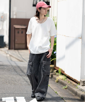 ホワイト モデル：175cm L着用