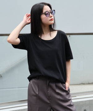 ブラック モデル：160cm M着用