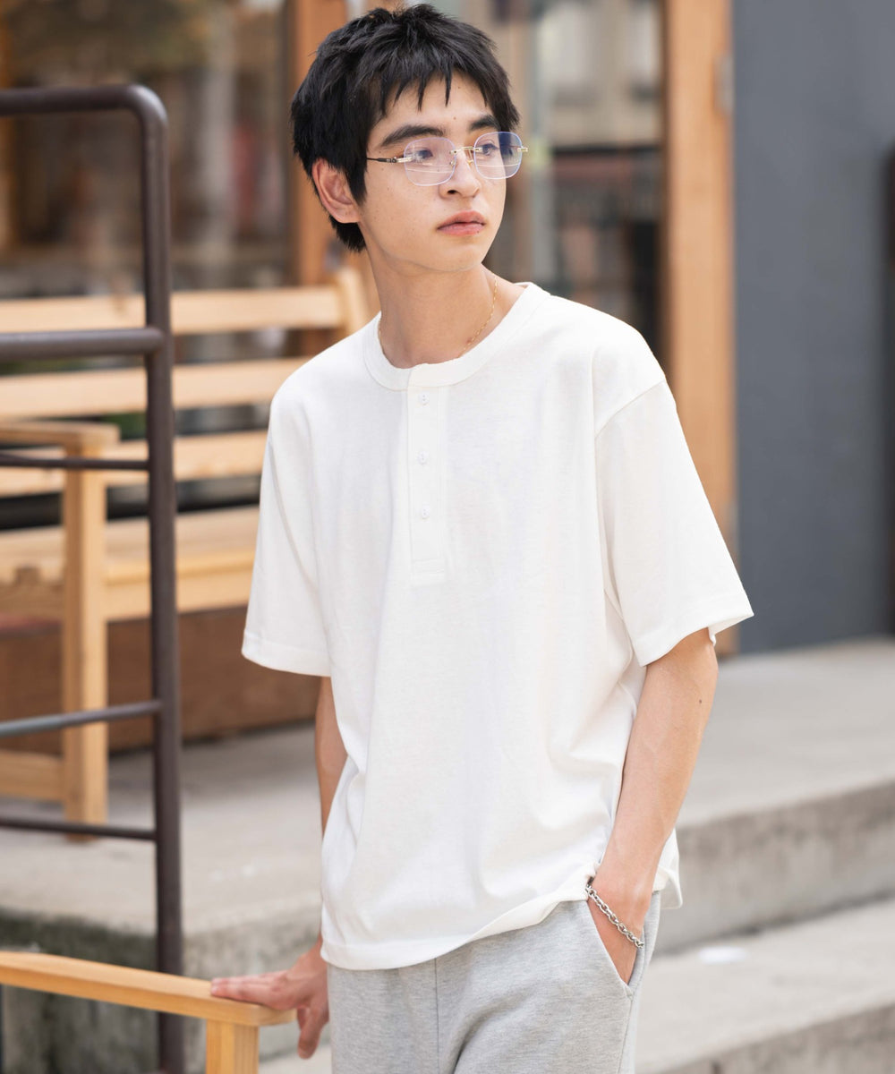 ホワイト　モデル：180㎝　L着用