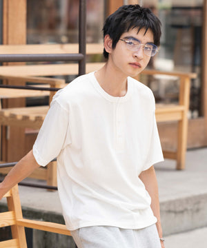 ホワイト　モデル：180㎝　L着用