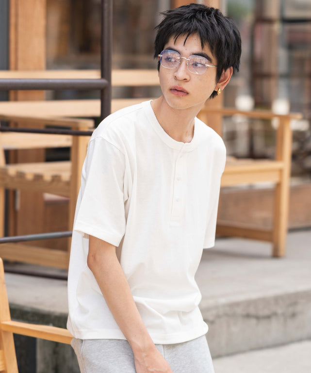 ホワイト　モデル：180㎝　L着用