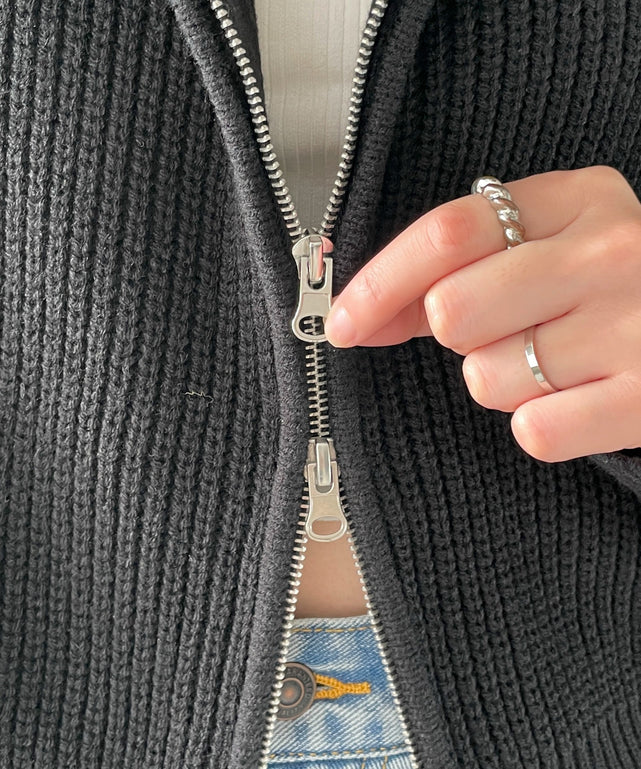 ラインリボンダブルジップニットパーカー