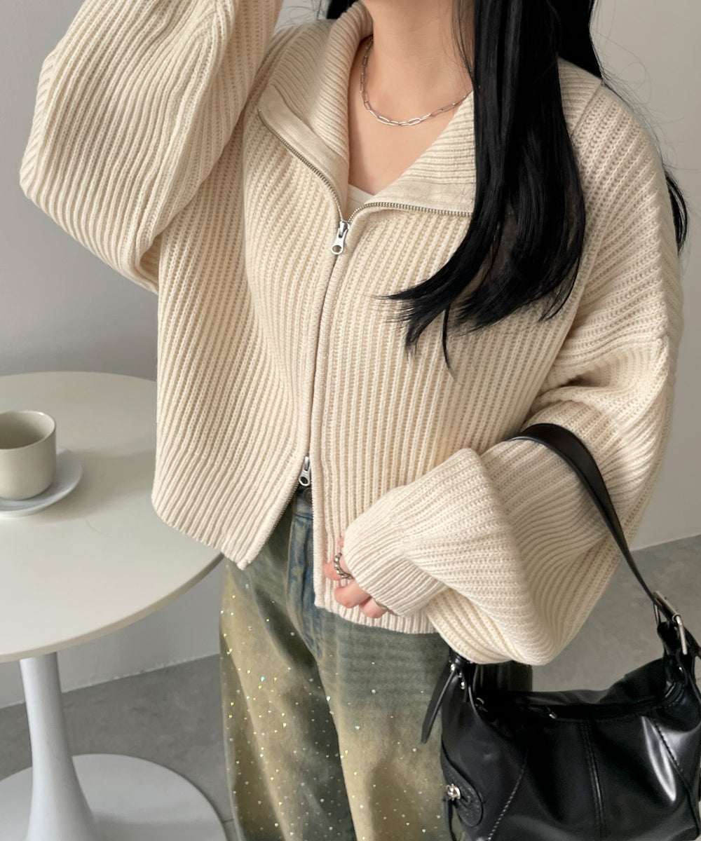 ホワイトアイボリー モデル：155cm F着用