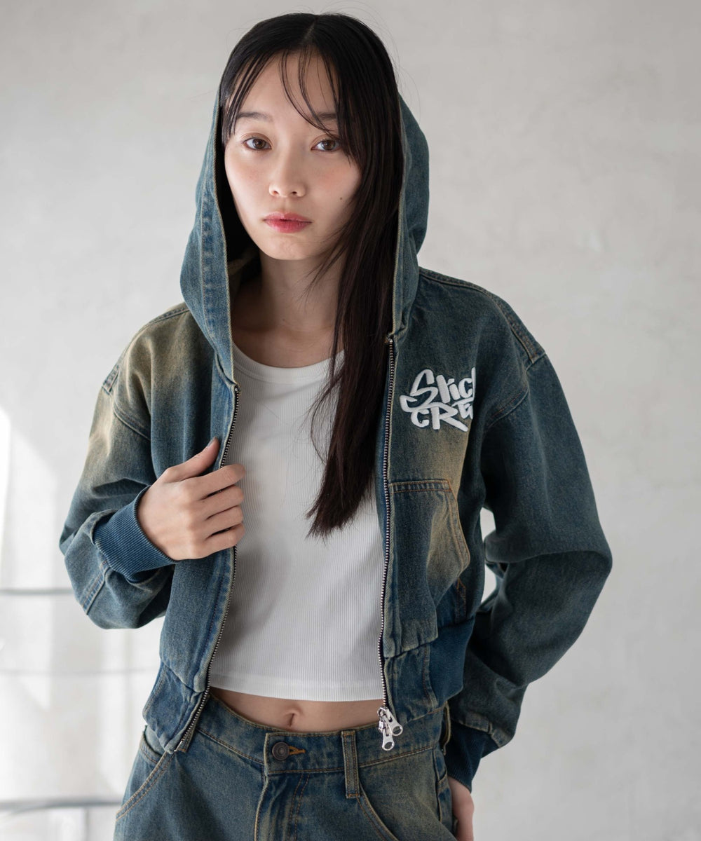 デニム中濃加工 モデル：161cm F着用