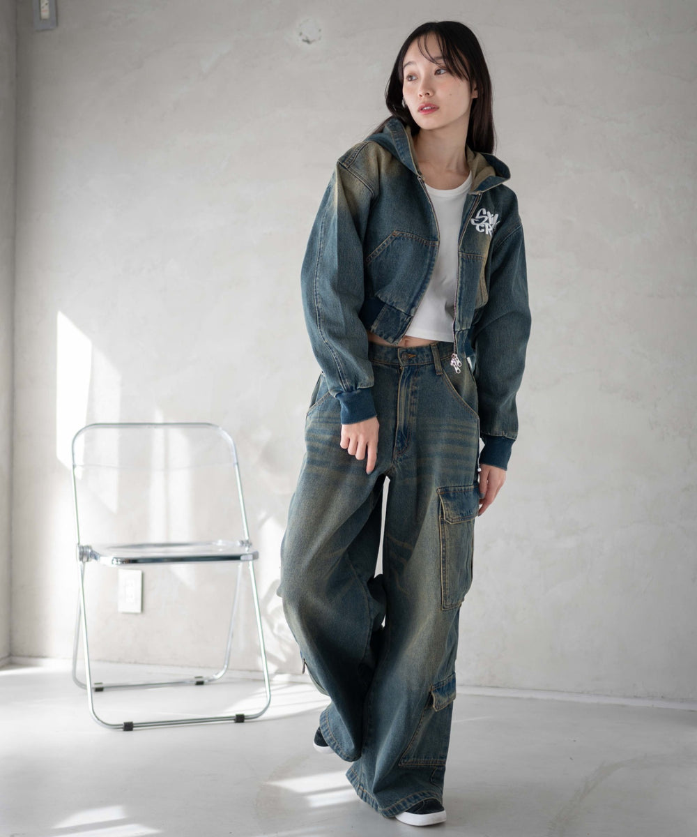 デニム中濃加工 モデル：161cm F着用