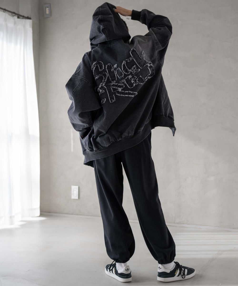 ブラック モデル：161cm F着用