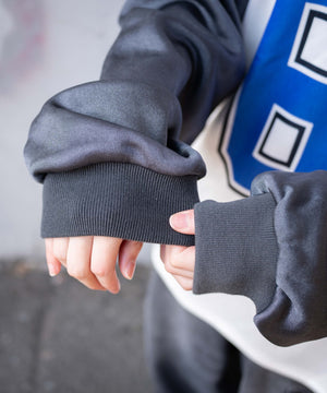 VネックナンバリングサテンBIGスウェット