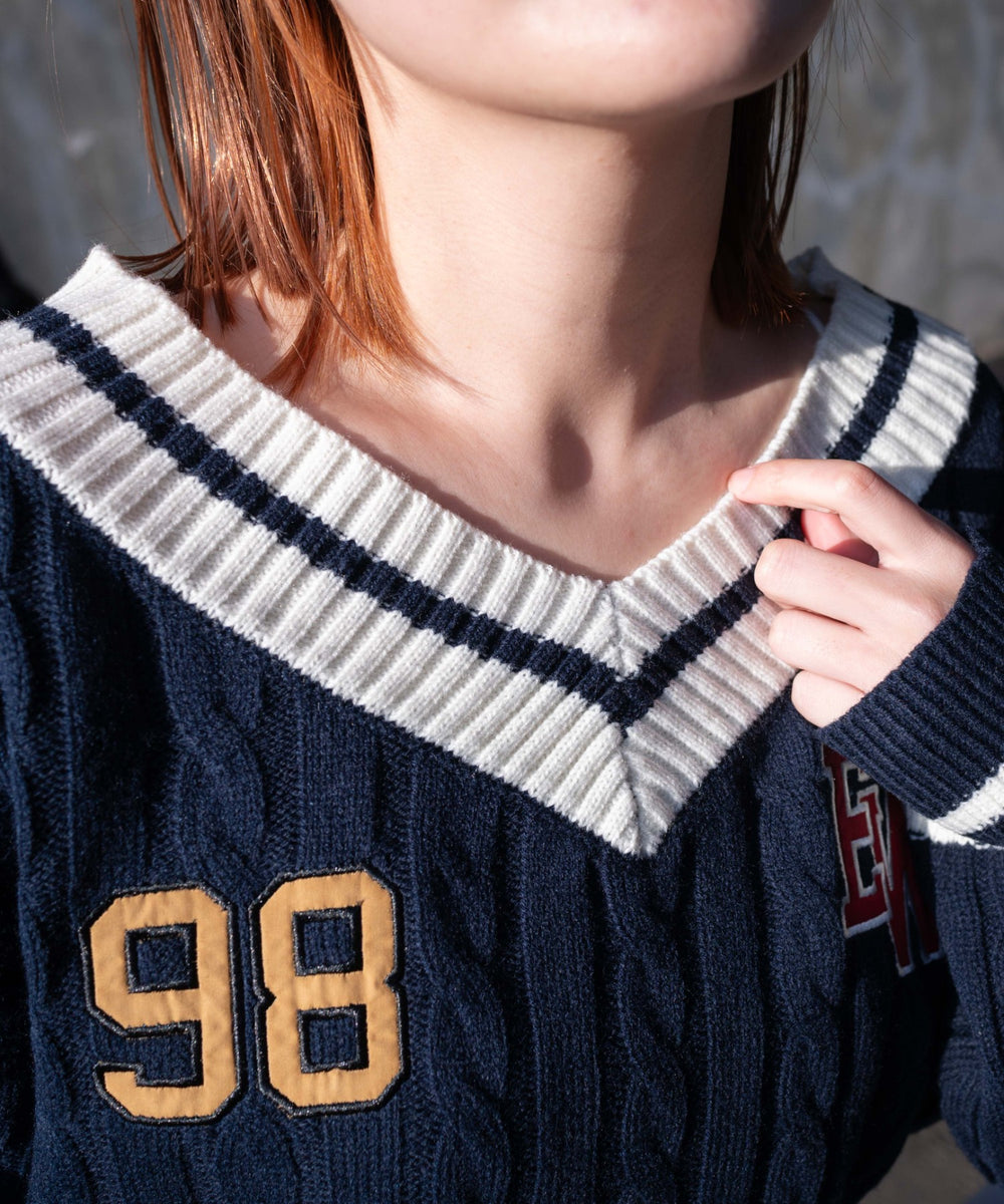 ワッペンチルデンVネックニット