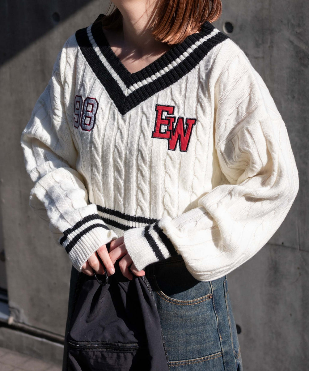 ホワイト 　モデル:155cm F着用