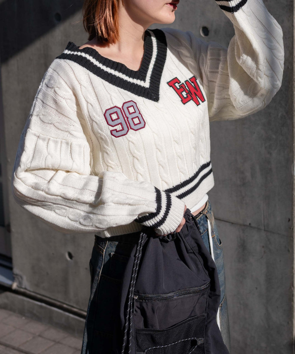 ホワイト 　モデル:155cm F着用