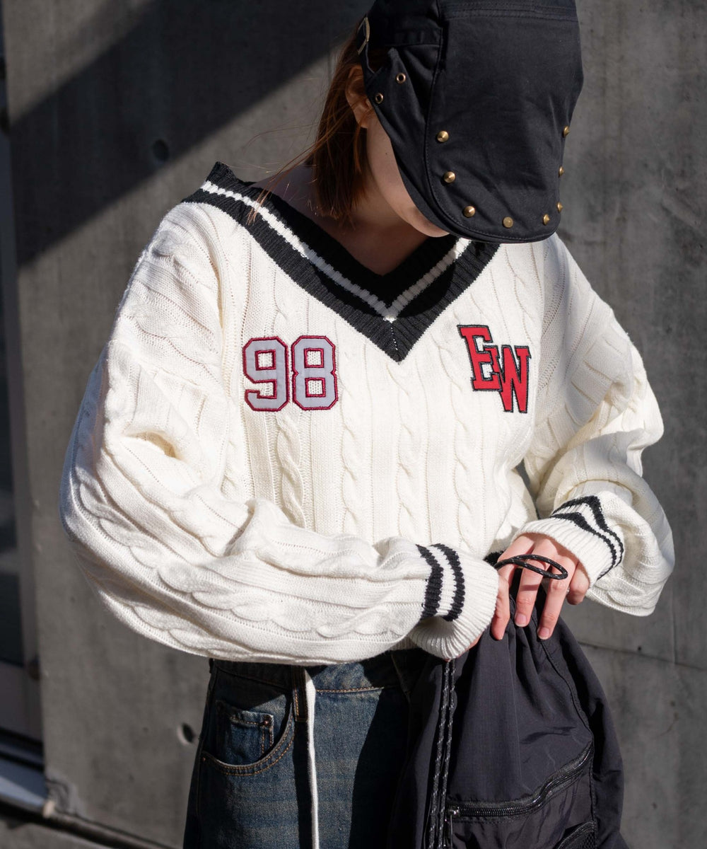 ホワイト 　モデル:155cm F着用