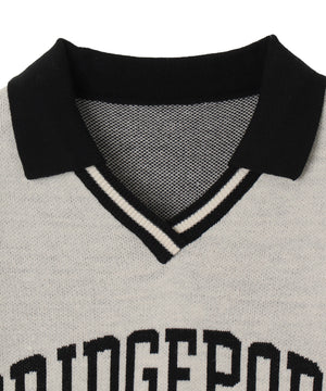 襟付きロゴジャガードニット