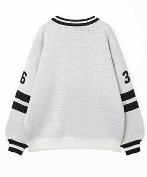 ナンバリングジャガードVネックニット