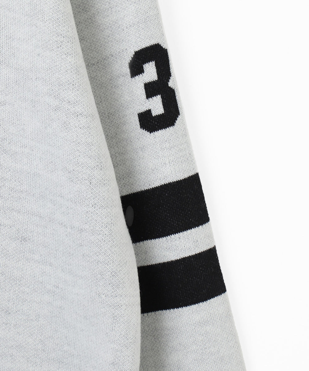 ナンバリングジャガードVネックニット