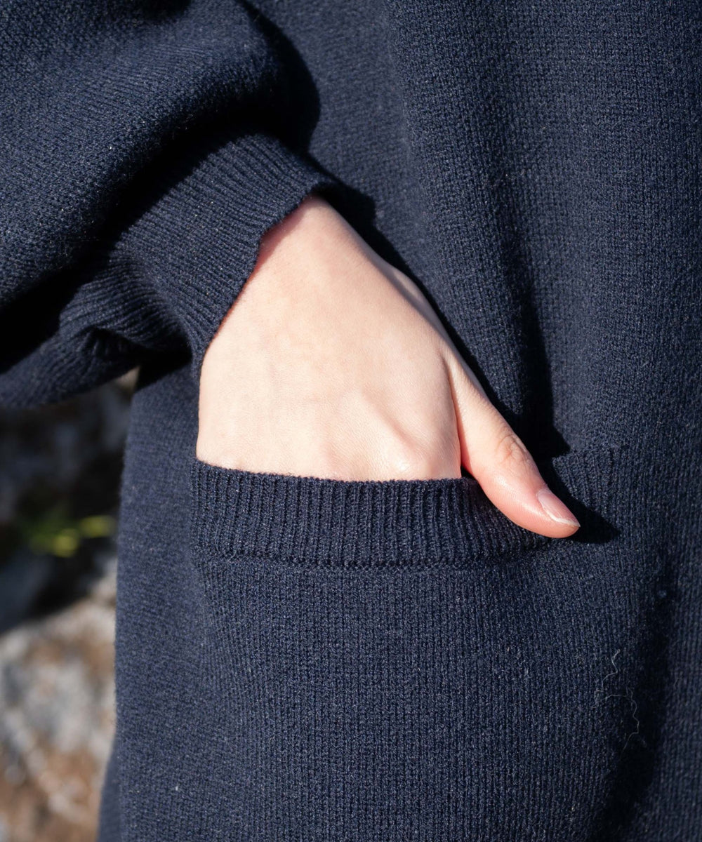 レタードカーディガン