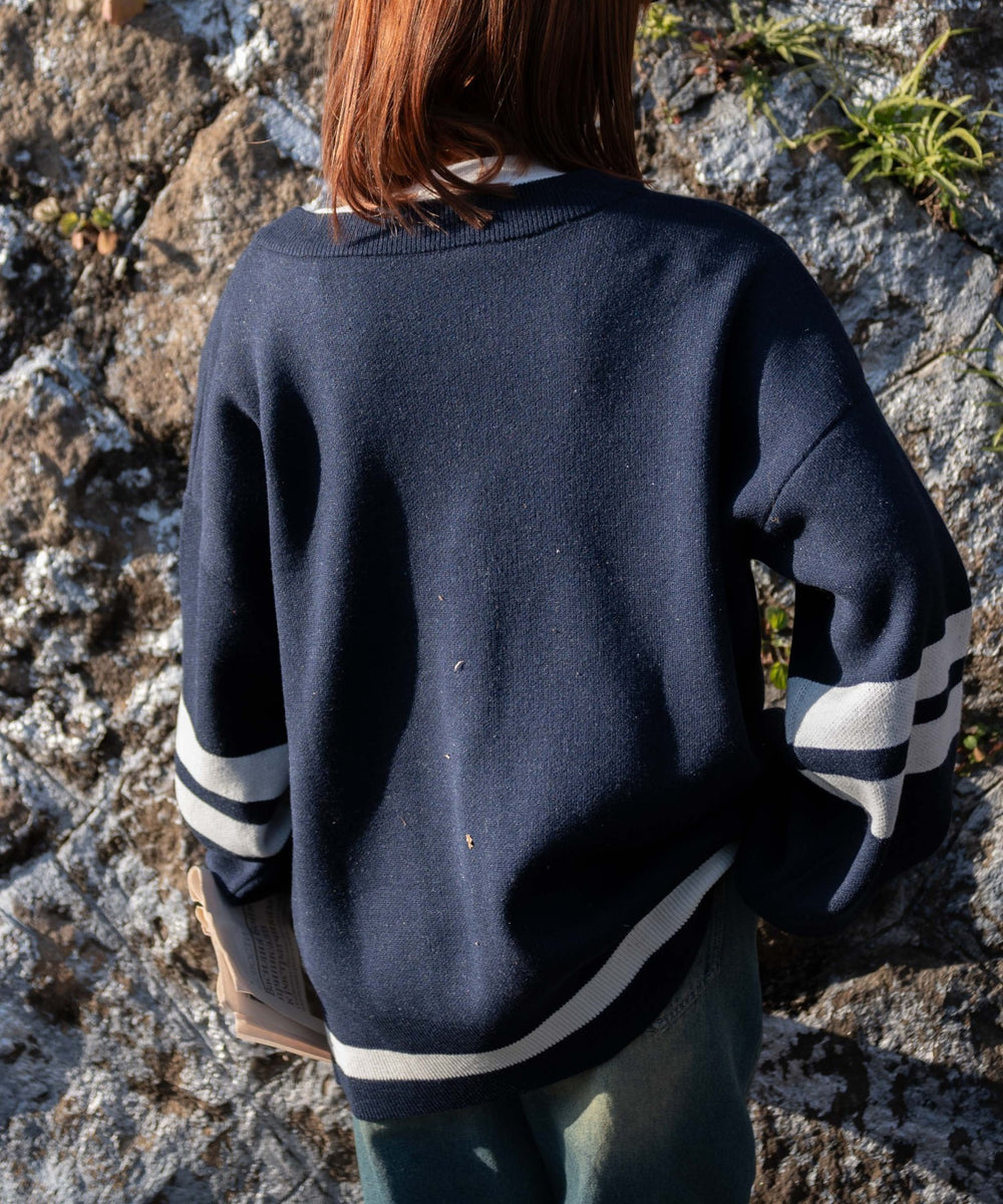 レタードカーディガン