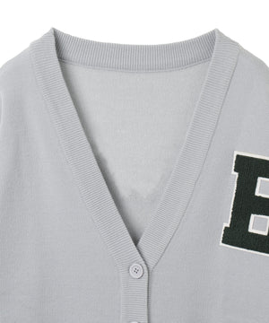 レタードカーディガン