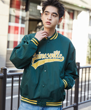 Dグリーン モデル：180cm L着用